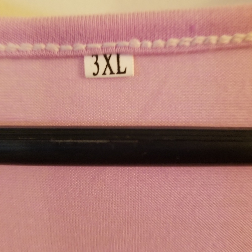 🆕️SOLD! Three Pack of Plus Size Shirts🆕️ - Picture 6 of 7